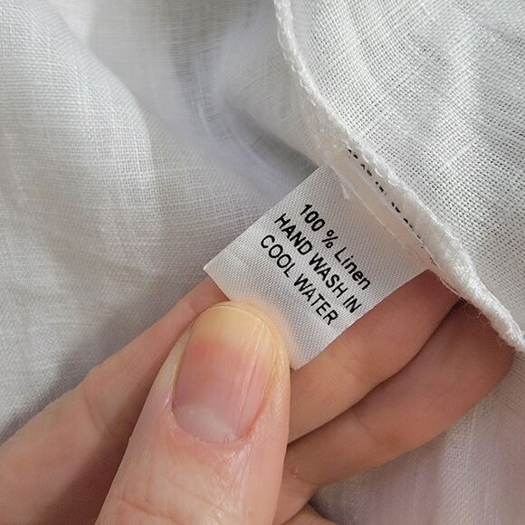 White Resort Midi Dress with V-Neck and Dolman Sleeves - Picture 9 of 13